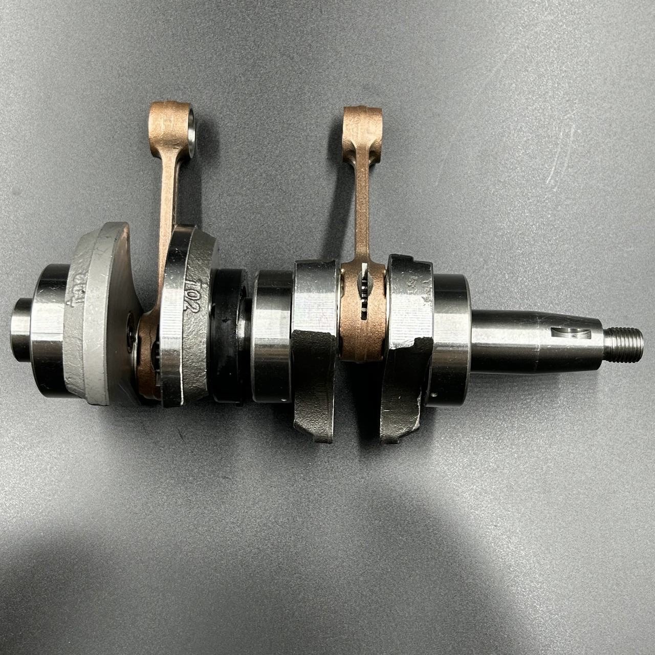 картинка Коленчатый вал Suzuki DT15 (PREMARINE)