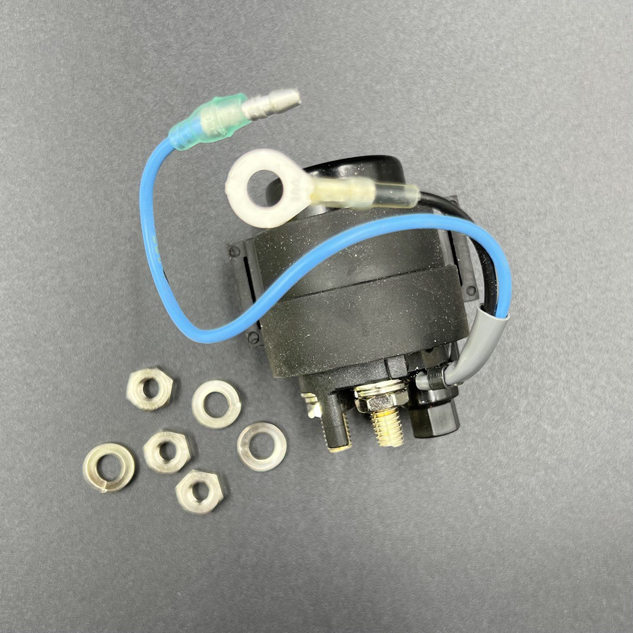 картинка Реле гидроподъемника Yamaha (3 контакта) (6E5-8195B-01) (Yamaha)