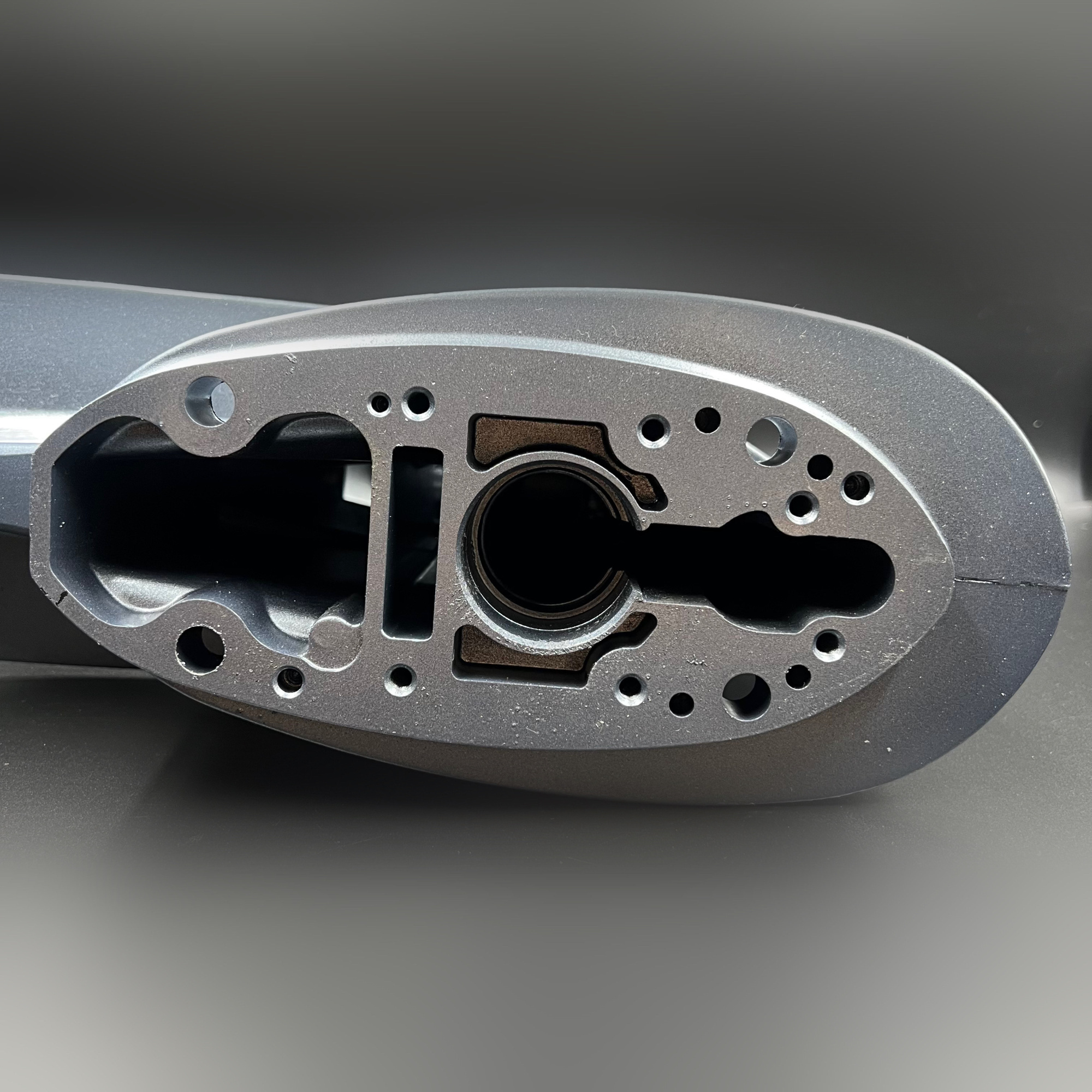 картинка Корпус редуктора Yamaha 25-30 (YUELANG)