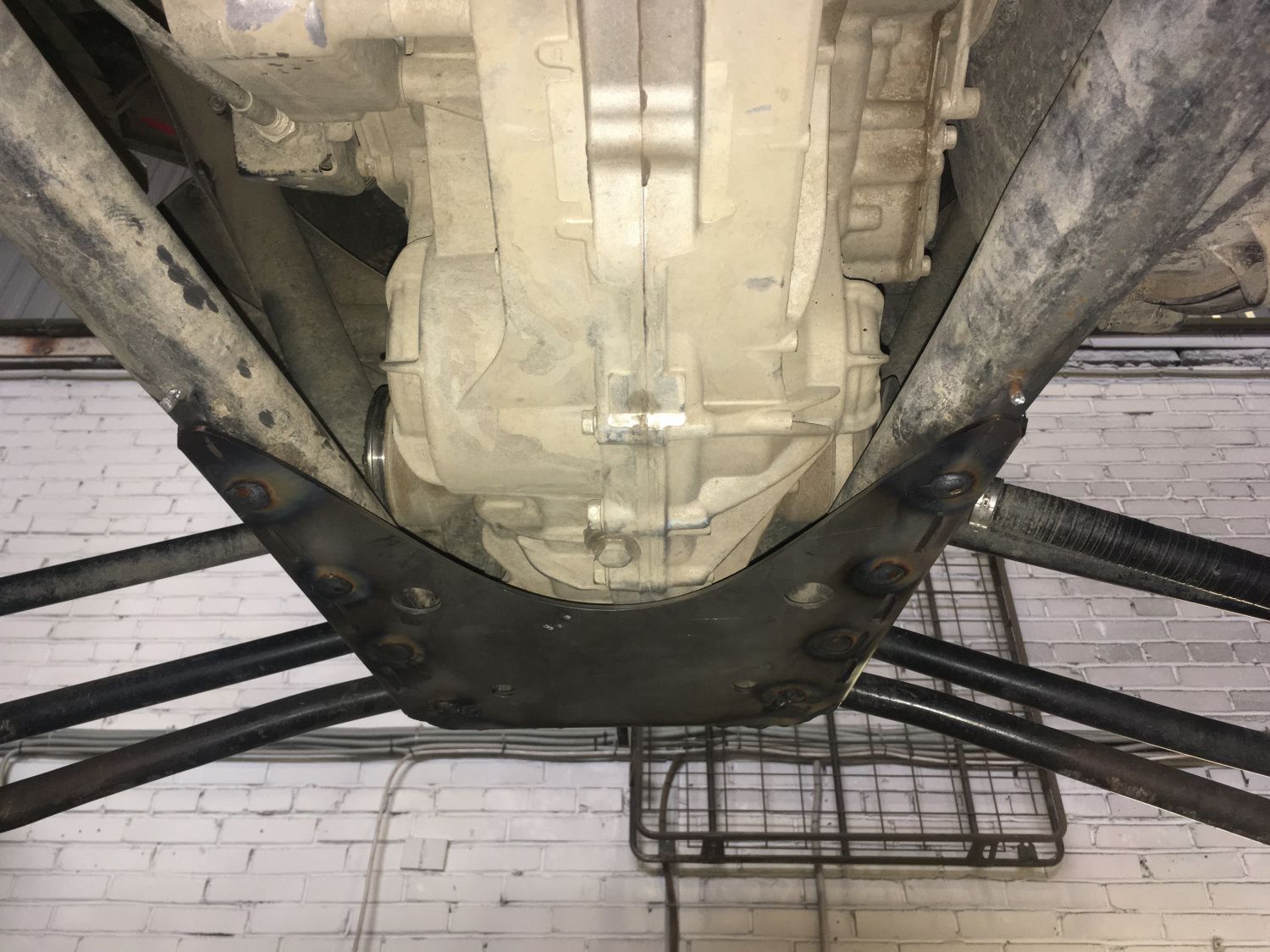 картинка Усилитель задней части рамы Can-Am BRP Maverick X3