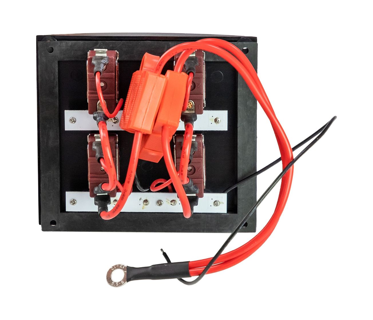 картинка Панель бортового питания 4 переключателя, предохранители, индикация