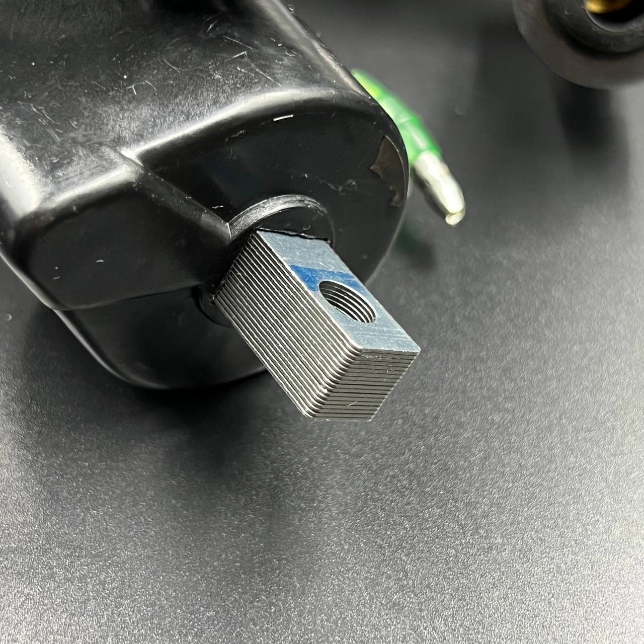 картинка Катушка зажигания высоковольтная Tohatsu 25-30 (3A0-06048-1) (Omax)