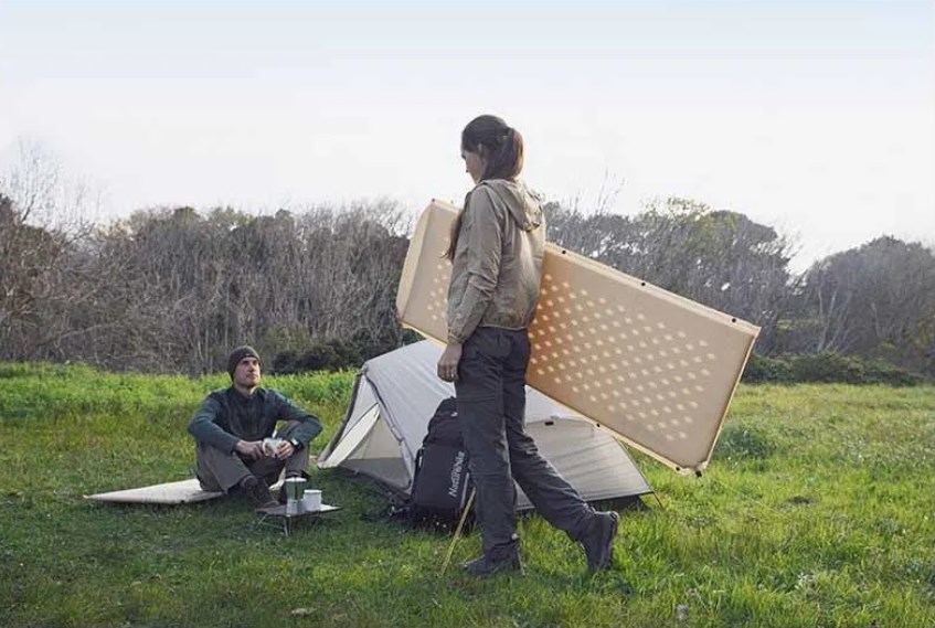 картинка Коврик самонадувающийся с подушкой Naturehike, 296х65х3 см, желтый