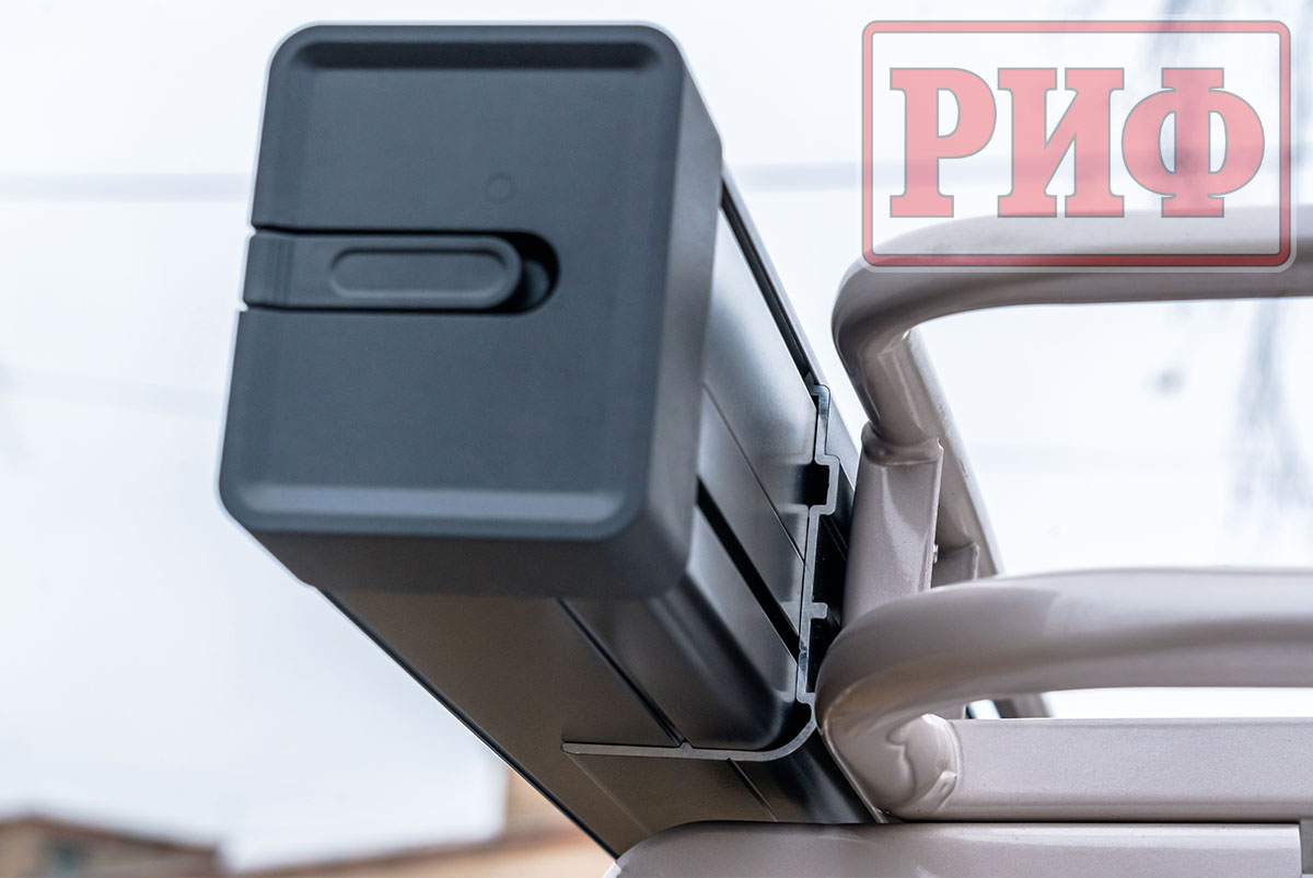 картинка Маркиза автомобильная РИФ 2,13х2,5 м полуавтомат (винил) темно-серая