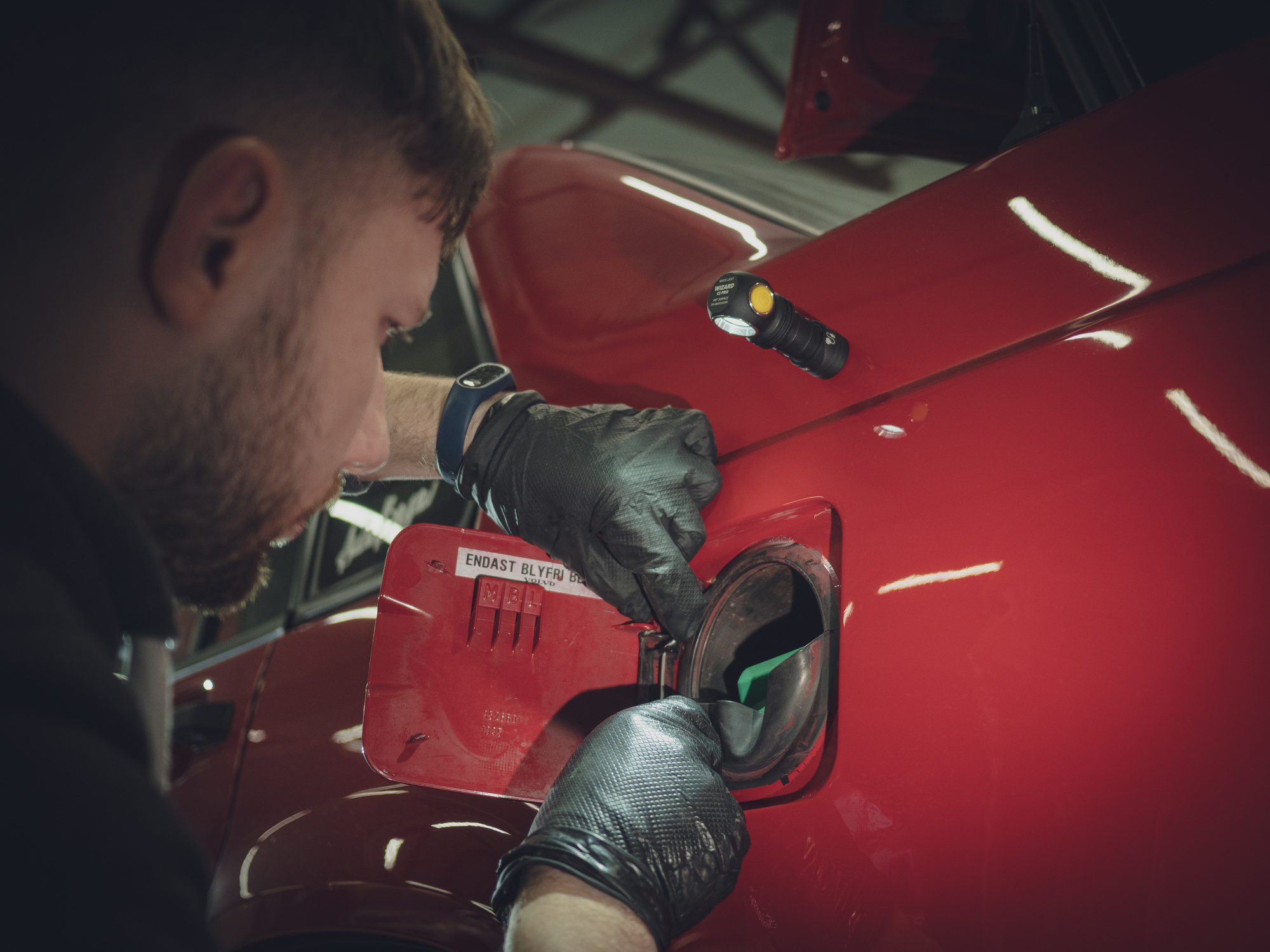 картинка Фонарь Armytek Wizard C1 Pro Magnet USB Белый