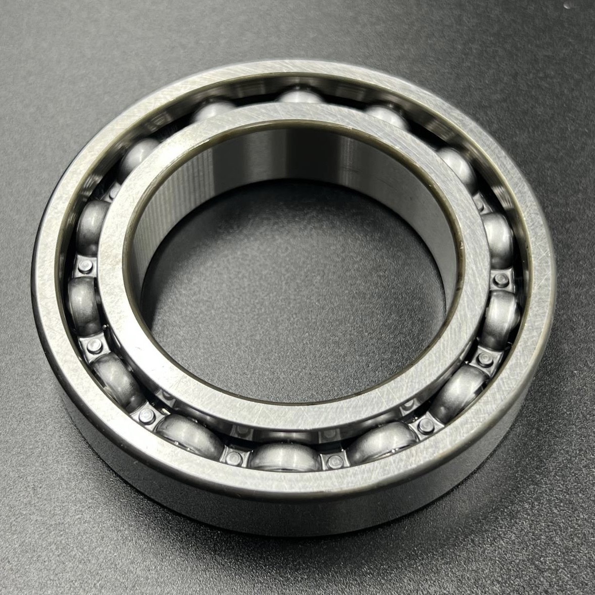 картинка Подшипник шариковый Suzuki DT175-225, DF150-250, DF200(A) (50x80x16) (Suzuki)