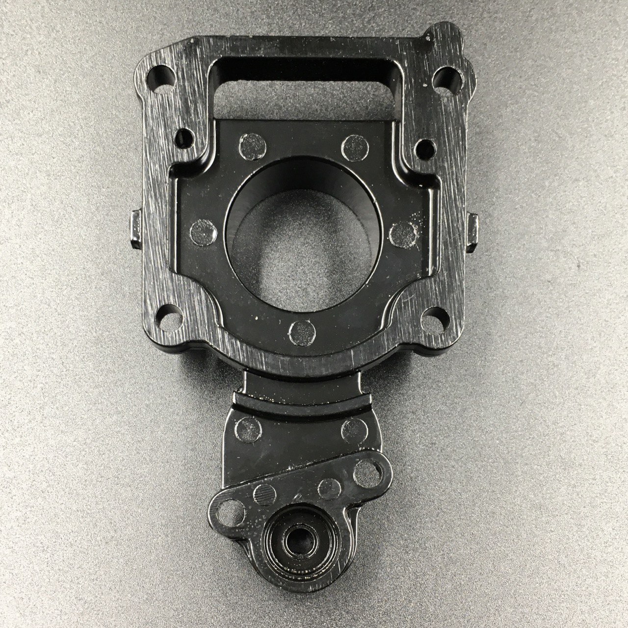 Основание помпы охлаждения Yamaha 25-30, F20-25 (PREMARINE)