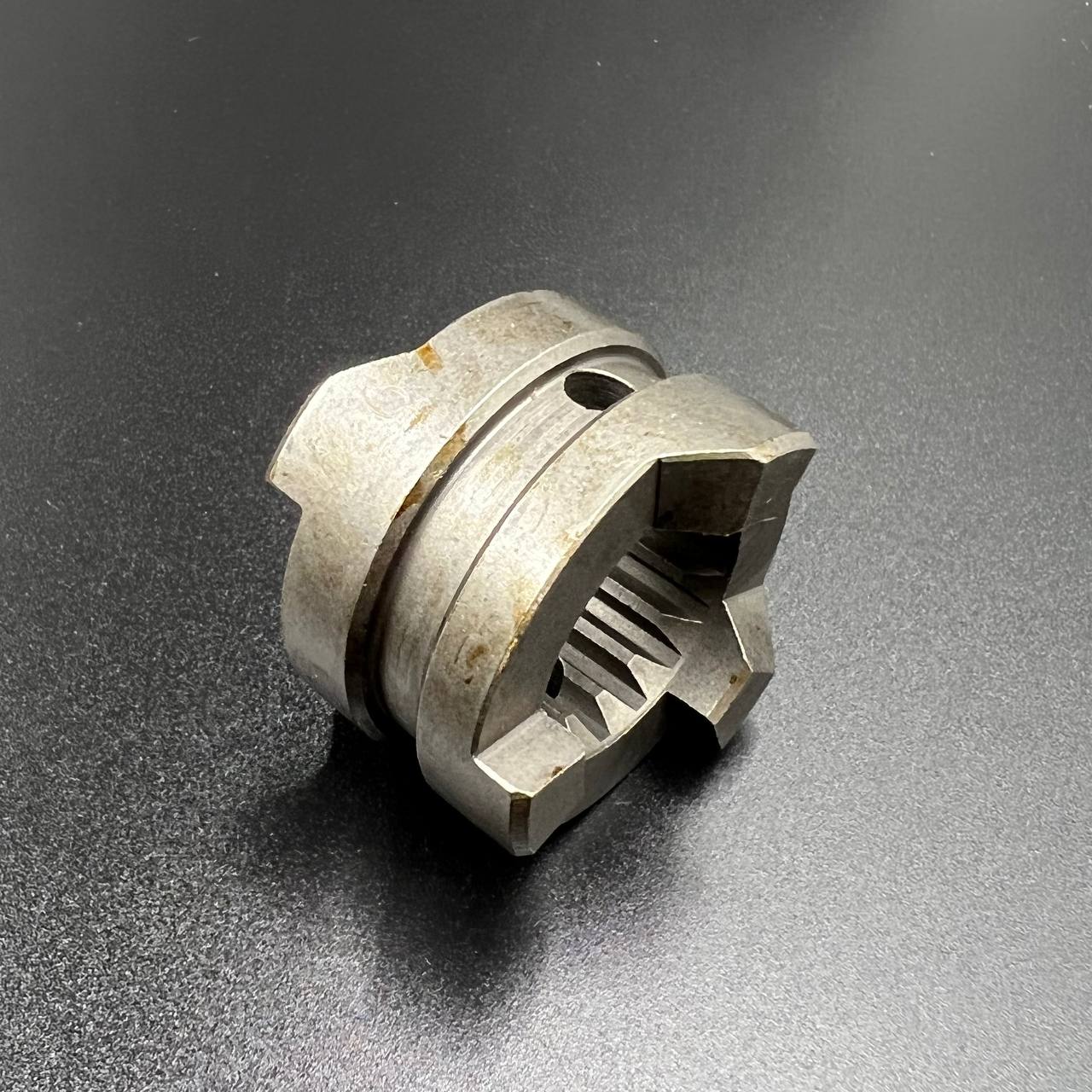 картинка Муфта переключения скорости Tohatsu 25-30 (PREMARINE)