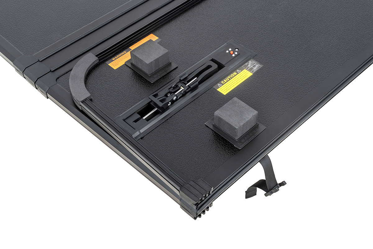 картинка Крышка кузова Volkswagen Amarok 2023+, трёхсекционная, алюминиевая, черная РИФ