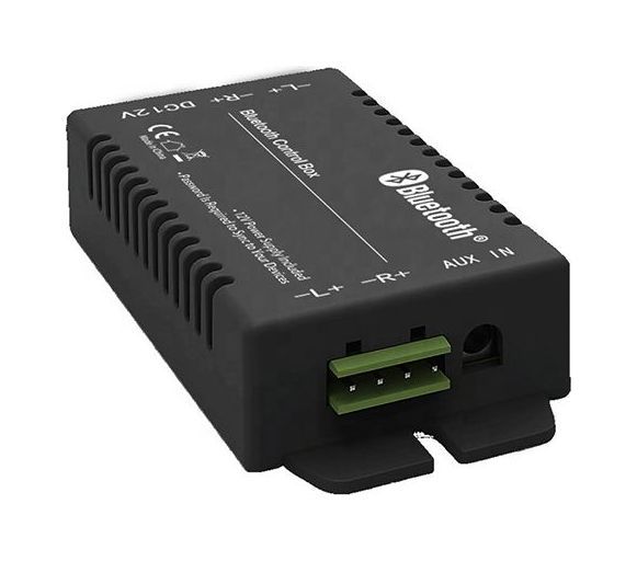 картинка 4-х канальный усилитель с AUX