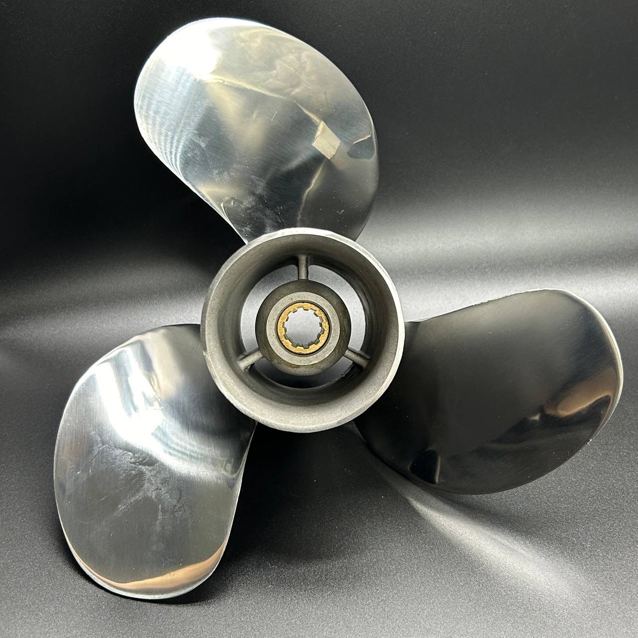 картинка Гребной винт Yamaha 20-30, F20-25 (3x9-7/8x14) (Сталь)