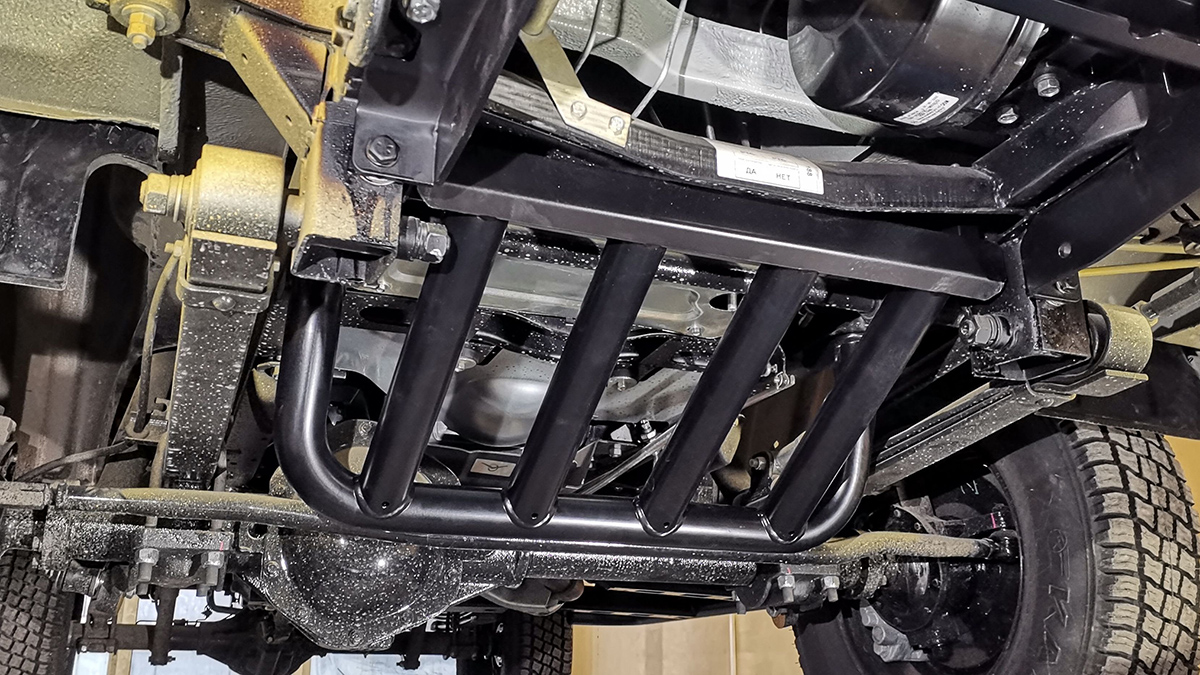 картинка Защита рулевых тяг РИФ УАЗ Буханка