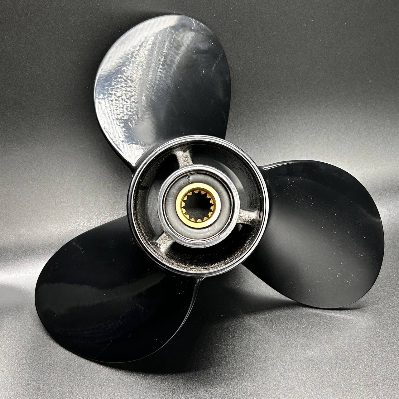 картинка Гребной винт Johnson/Evinrude 20-35 (3x10-1/4x12) (Polastorm)