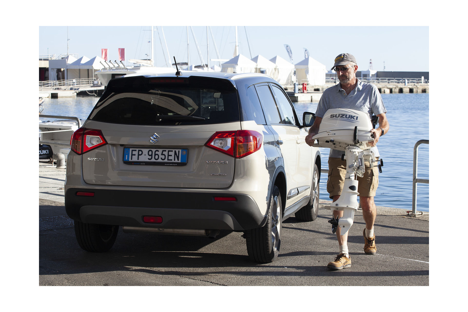 картинка Мотор лодочный Suzuki DF6AS, белый