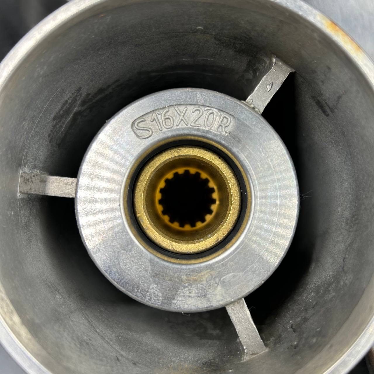 картинка Гребной винт Suzuki DF300B, DF325-350 (3x16x20) (Сталь)