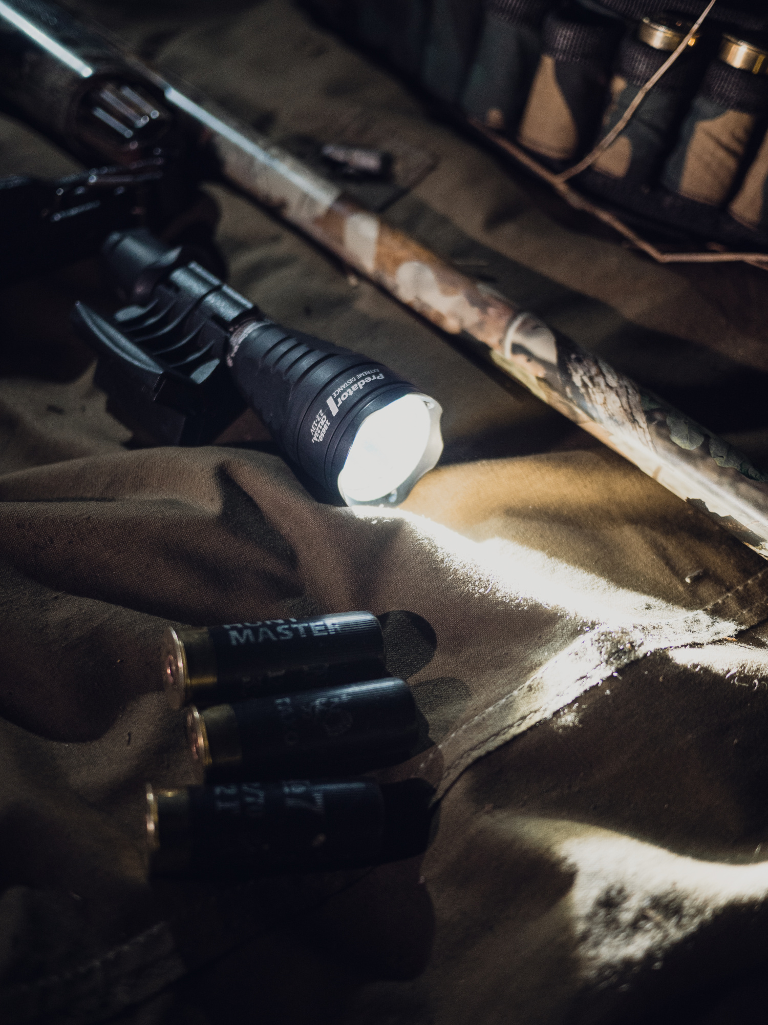 картинка Фонарь Armytek Predator Pro Hunting Kit