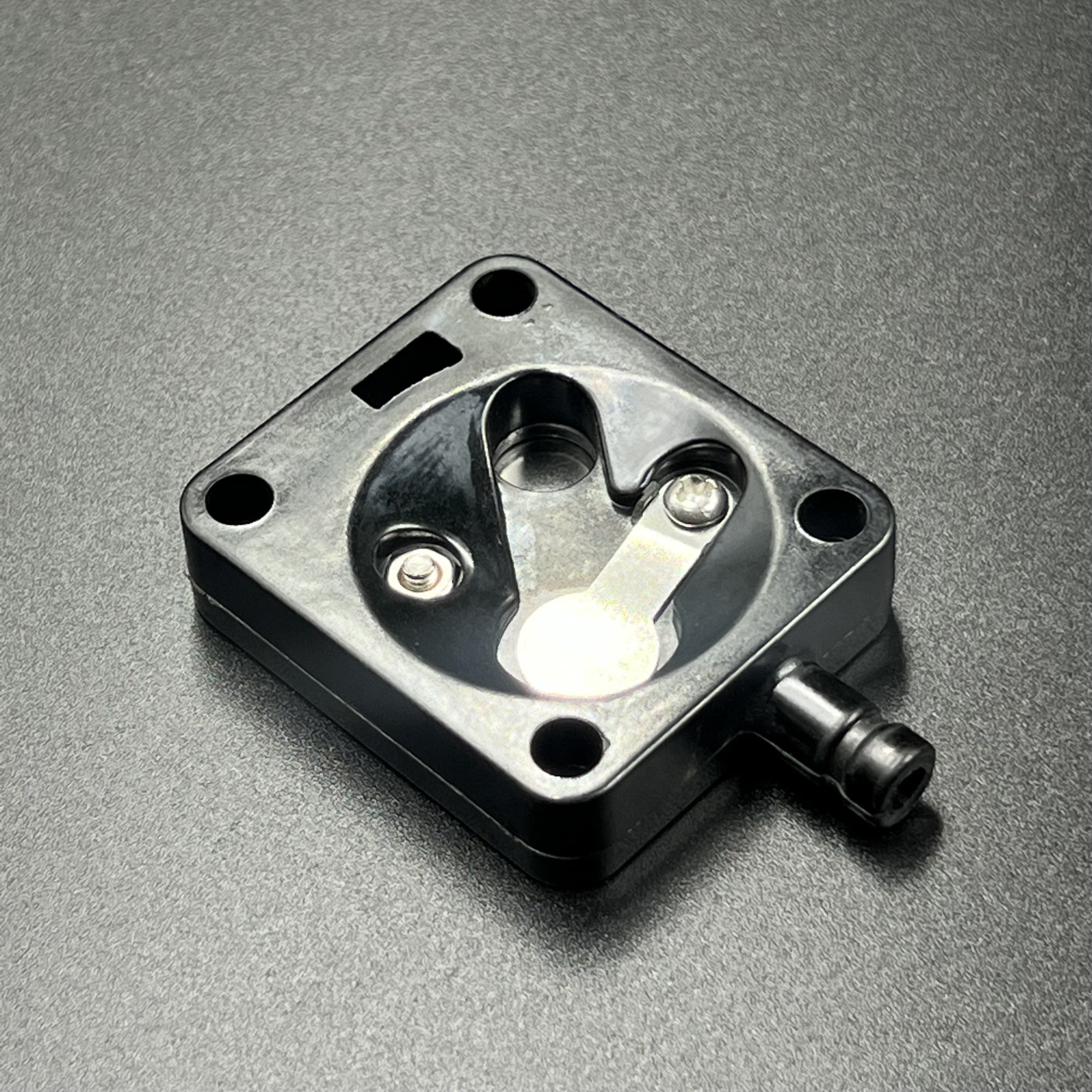 картинка Корпус топливного насоса Tohatsu 9,9-50D (Omax)