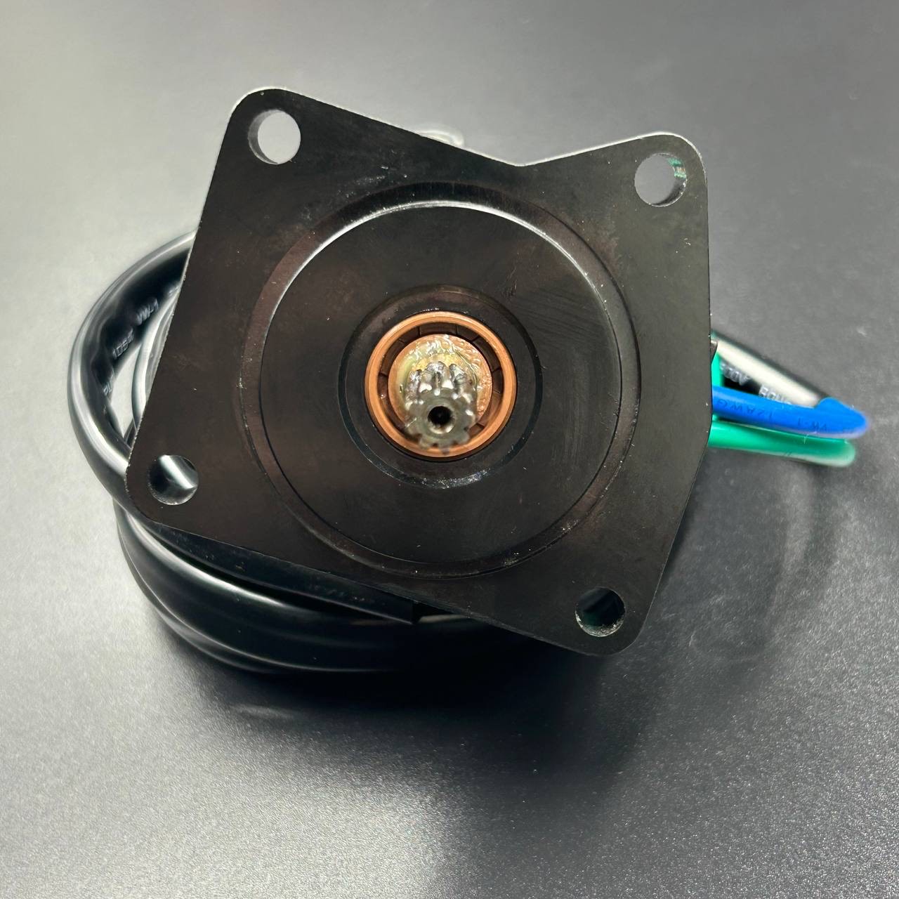 картинка Мотор гидроподъемника Yamaha F25-40 (HSP)