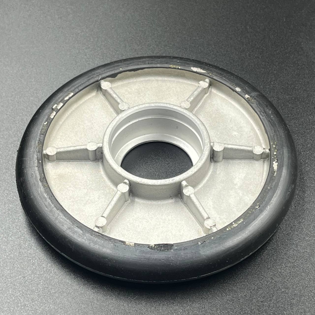 картинка Каток (130 мм) для снегоходов Yamaha VK540 (8AC-47550) (KINETIX)