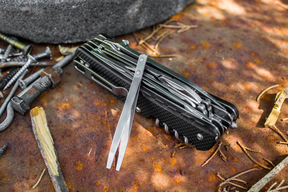картинка Нож multi-functional Ruike L51-B черный
