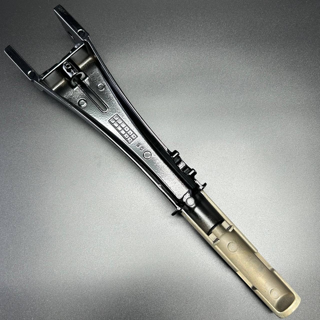 картинка Корпус румпеля Mercury/Tohatsu 9,9-30 (398Q63011-0) (Quicksilver)