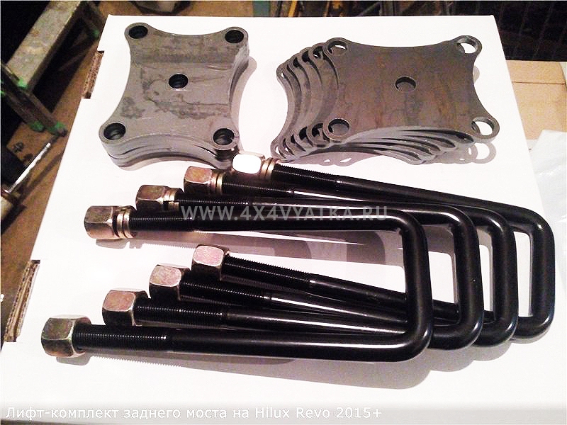 картинка Проставка под рессору Тойота Хайлюкс 2015+ (комплект 2 шт.)