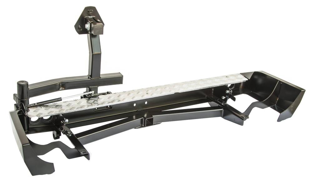 картинка Бампер задний РИФ с квадратом под фаркоп, калиткой и фонарями TLC 80