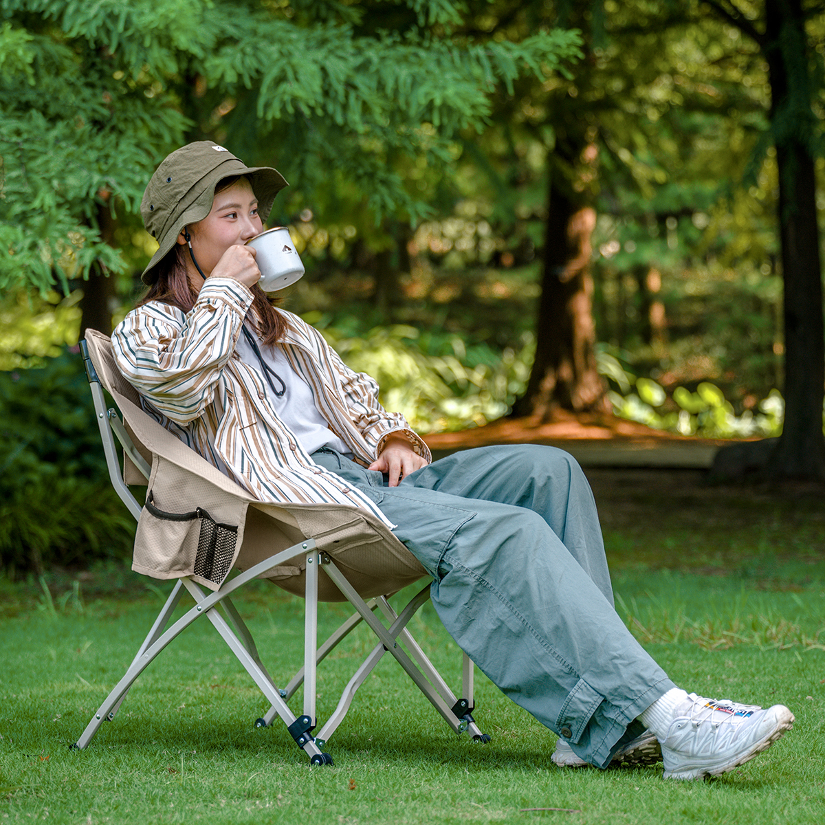 картинка Кресло туристическое Naturehike MW01, складное, КМФ, до 120 кг.