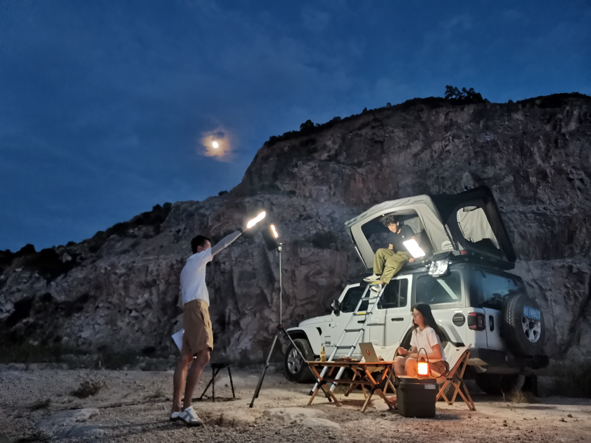 Палатка на крышу автомобиля Wild Land Desert Cruiser 120 Pro ECO