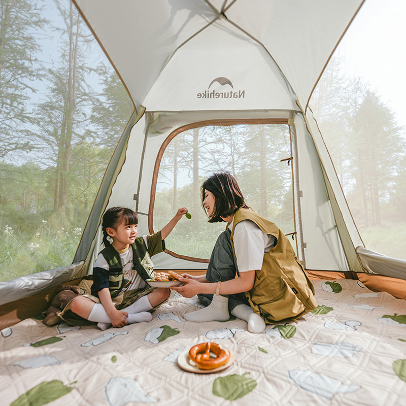 Палатка Naturehike Ango Picnic CNK2450WS021  трёхместная c навесом бежевая c черным