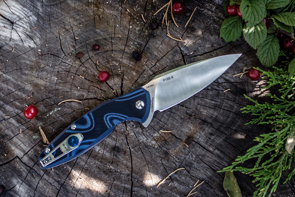 картинка Нож Ruike Fang P105 черно-синий