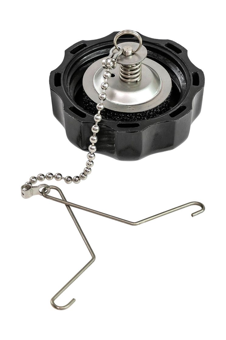 Крышка топливного бака Suzuki DF2.5/4A-6A (в сборе)