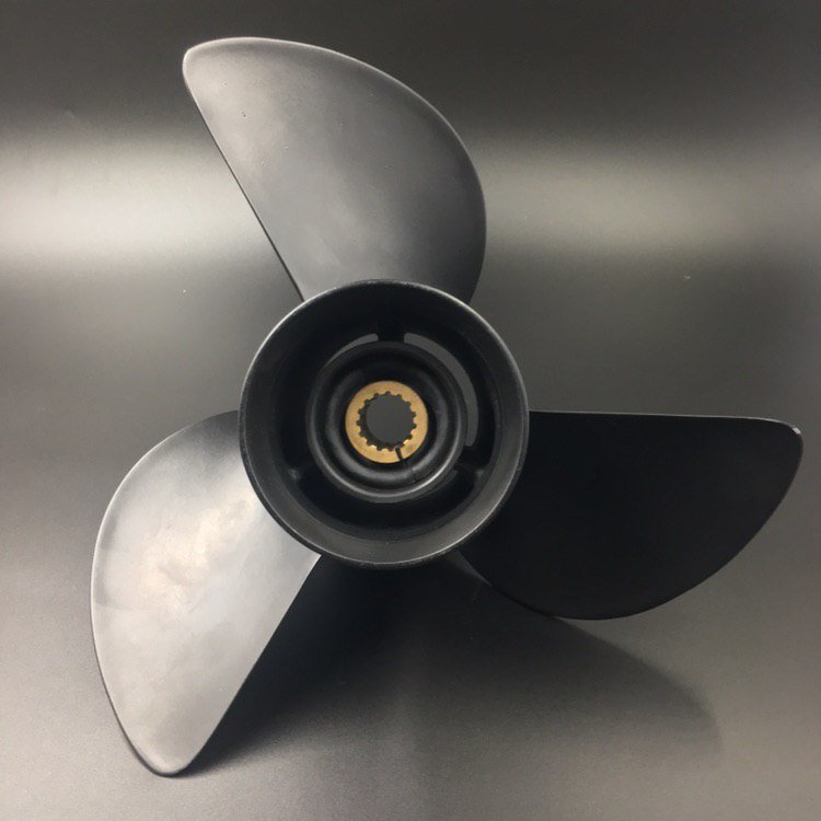 картинка Гребной винт Suzuki DF90-140, DF70A-140A, DF100B (3x13x19) (King Dolphin)