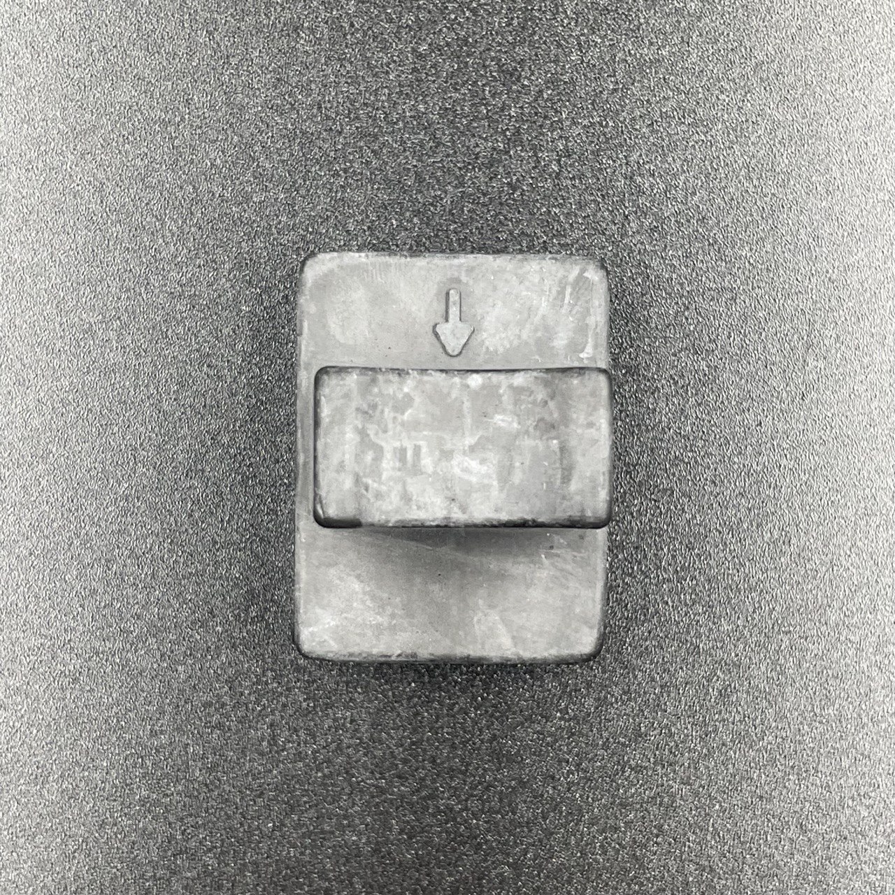 картинка Демпфер опорный резиновый Tohatsu 8-9.8 (Нижний центральный) (PREMARINE2)