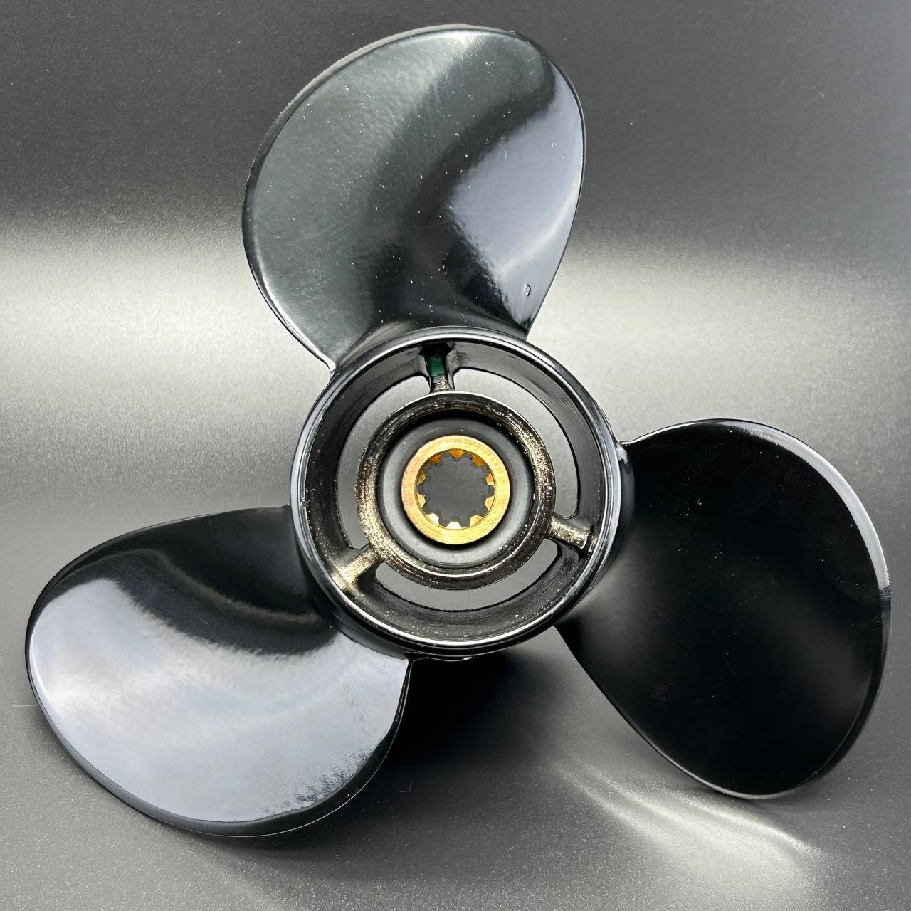 Гребной винт Mercury 25-70 (3x9-1/2x11) Black Max (Mercury)