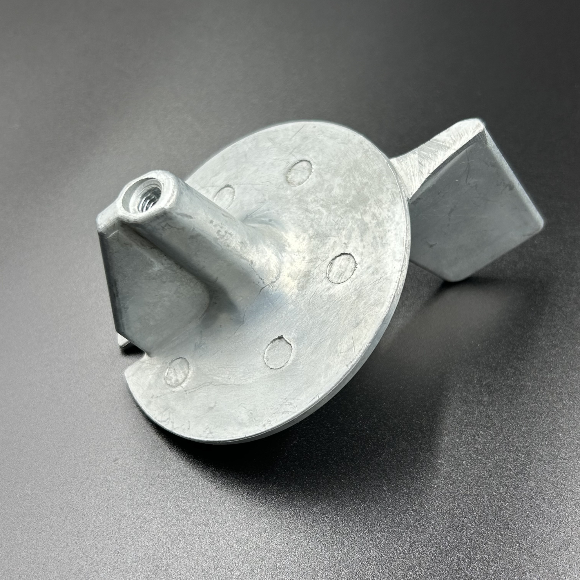 картинка Анод редуктора Mercury 75-125 (Цинковый) (8M0036746; 31640T5; 31640T07) (YHS)