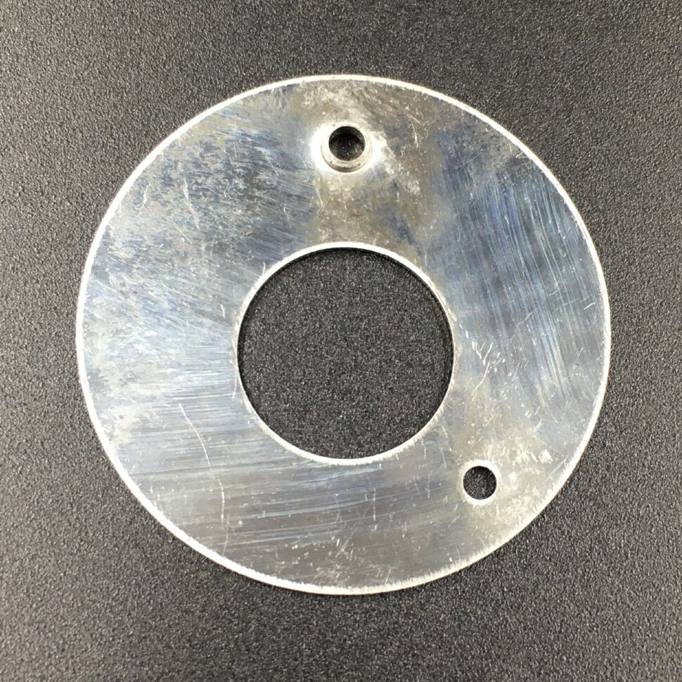 картинка Стакан помпы охлаждения Suzuki DT9.9-15 (пластина) (Omax)