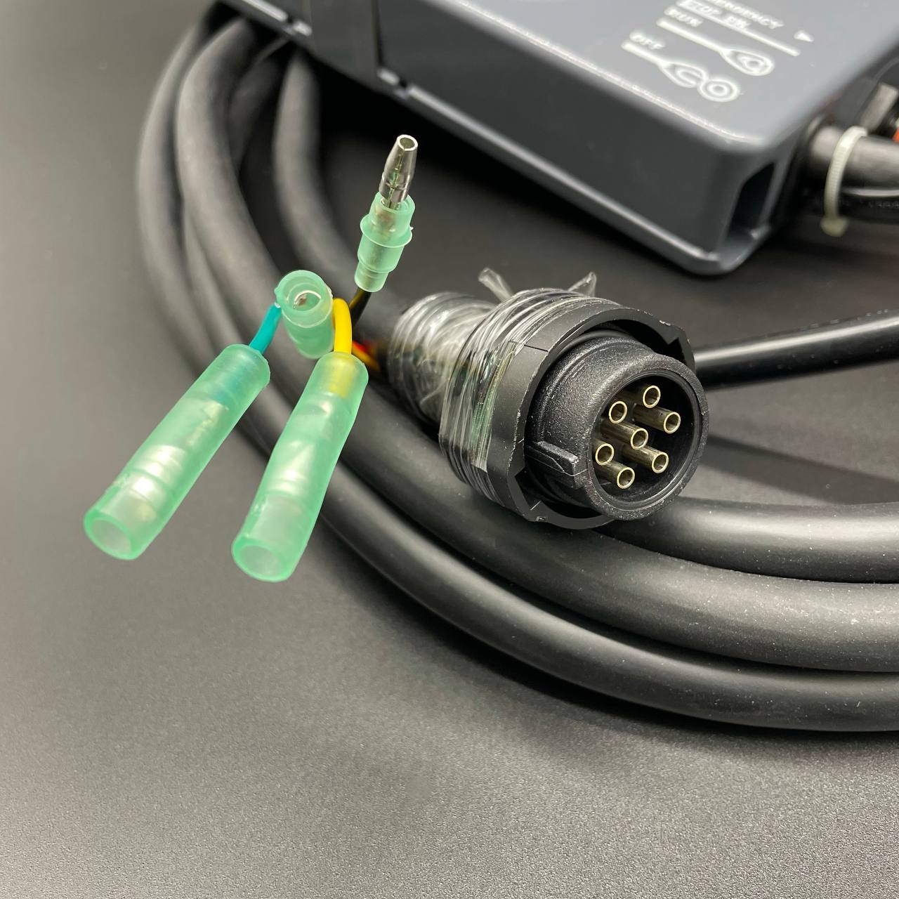 картинка Дистанционное управление Yamaha 703 (Без кнопки гидроподъема) (Тянущая) (7pin) (Китай)