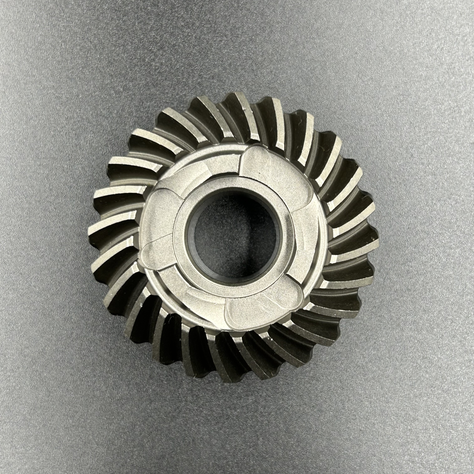 картинка Шестерня заднего хода Yamaha 20-30 OLD (689-45570-00) (KACAWA)