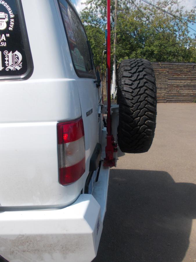 картинка Калитка крепления запасного колеса УАЗ Патриот