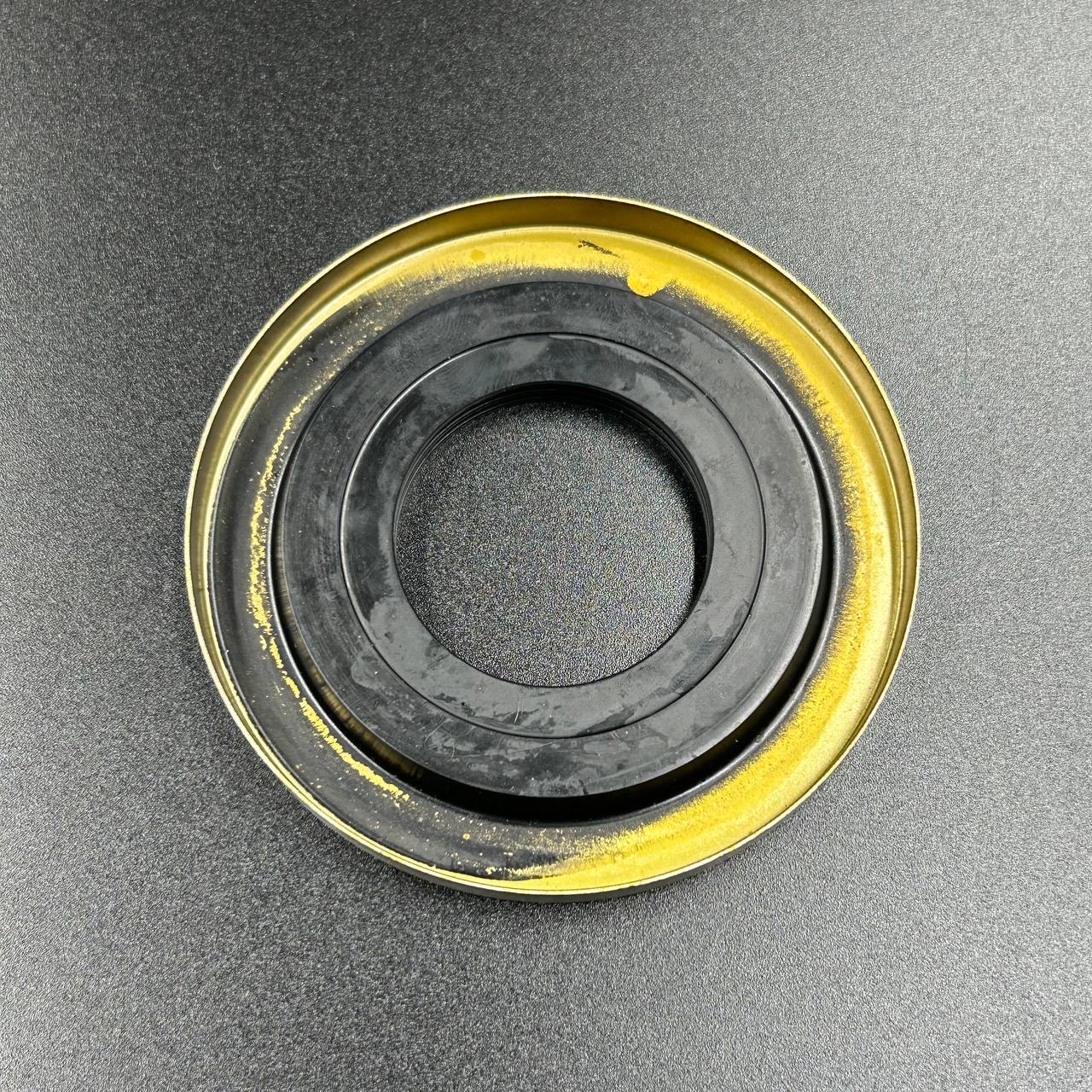 картинка Сальник карданного вала Mercruiser Alpha/Bravo (Quicksilver)