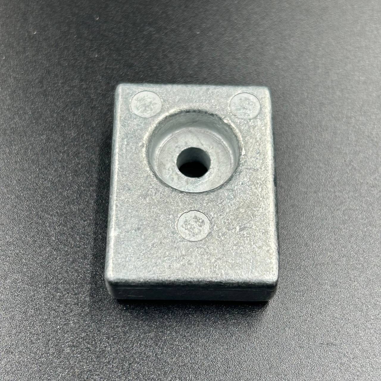 картинка Анод редуктора Suzuki DF150-300AP (Цинковый) (PWB)