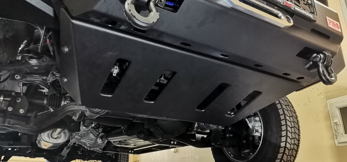 картинка Бампер силовой передний ГАЗ Соболь NN штатные фары, с дугой, стандарт