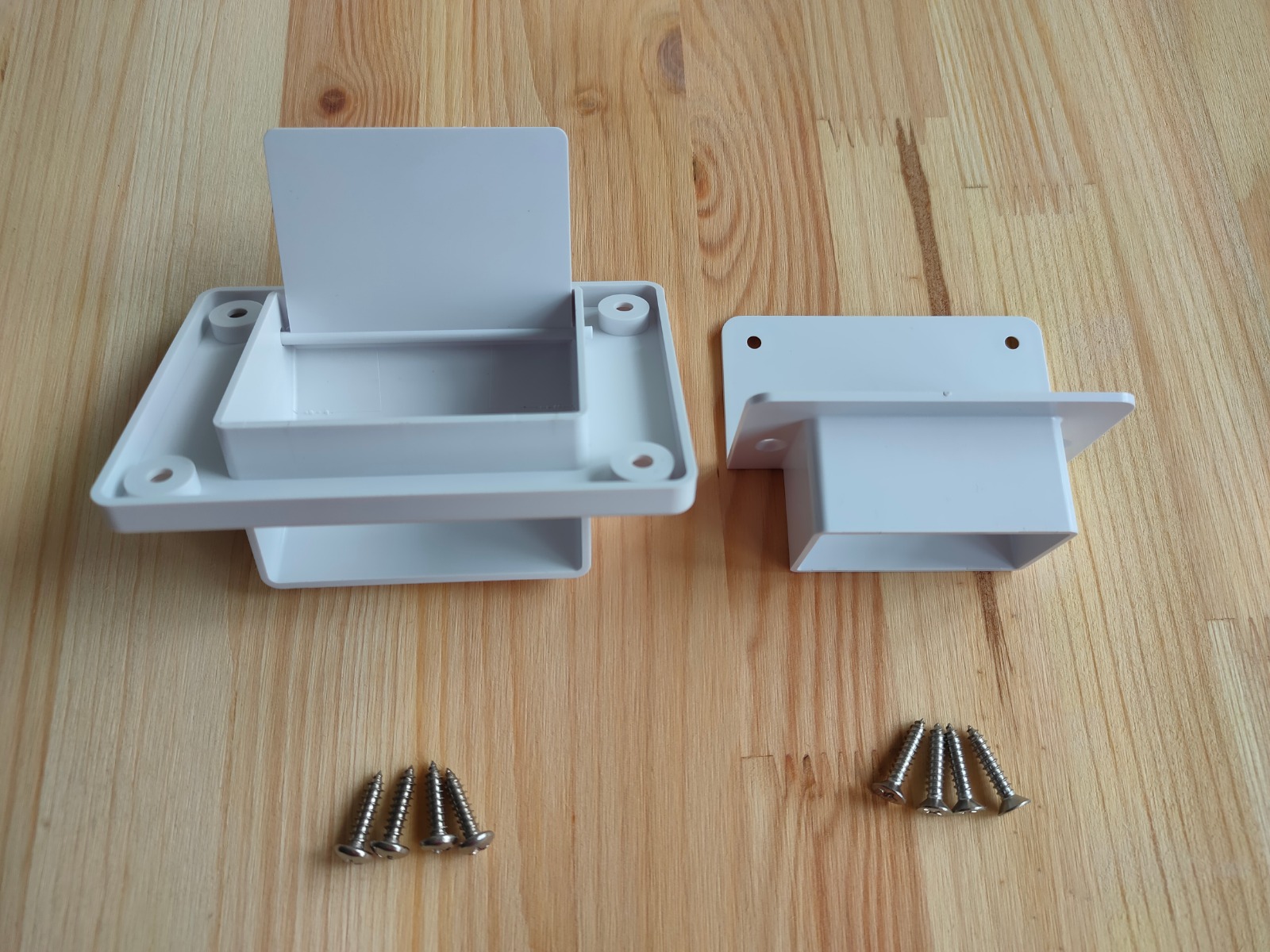 картинка Вытяжка для автодома MobileComfort MC-RH-50С