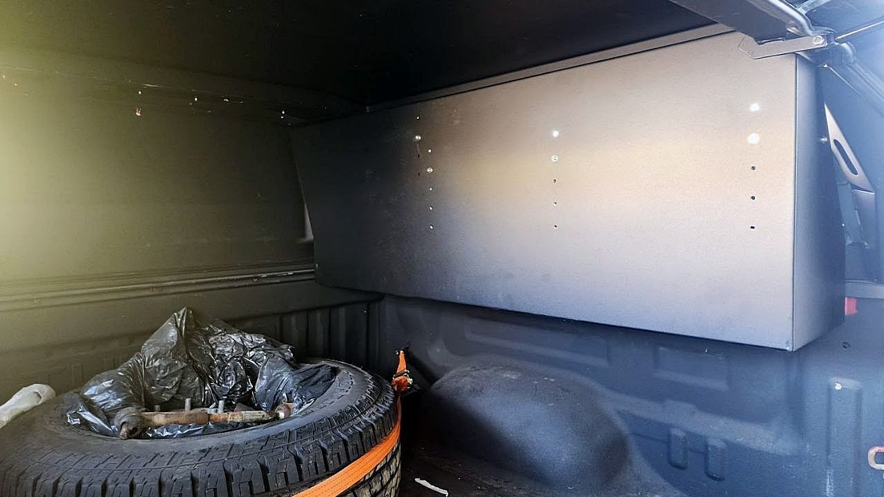 картинка Бардачок короткий Toyota Tundra с 2014 г.в.