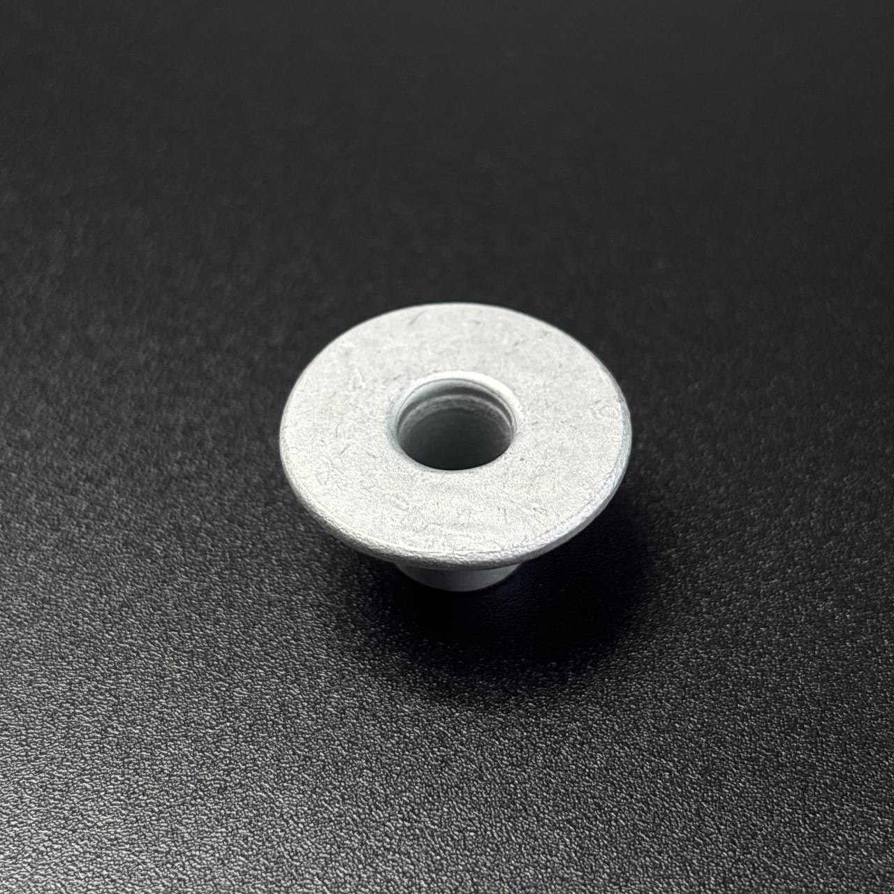 картинка Втулка направляющая (Yamaha)