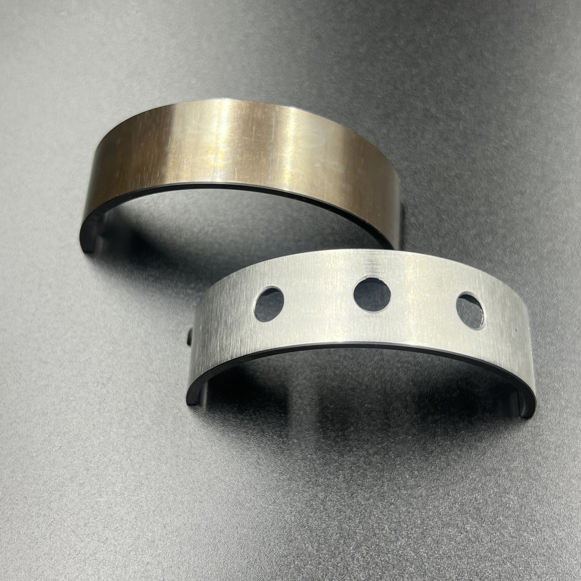 картинка Вкладыш коренной Suzuki DF200-250 (Пара) (12340-86FA2-0C0) (Suzuki)