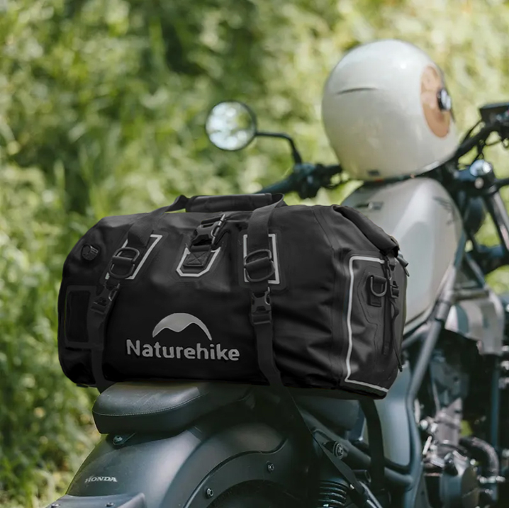 картинка Гермосумка Naturehike 40 л ПВХ (черная)