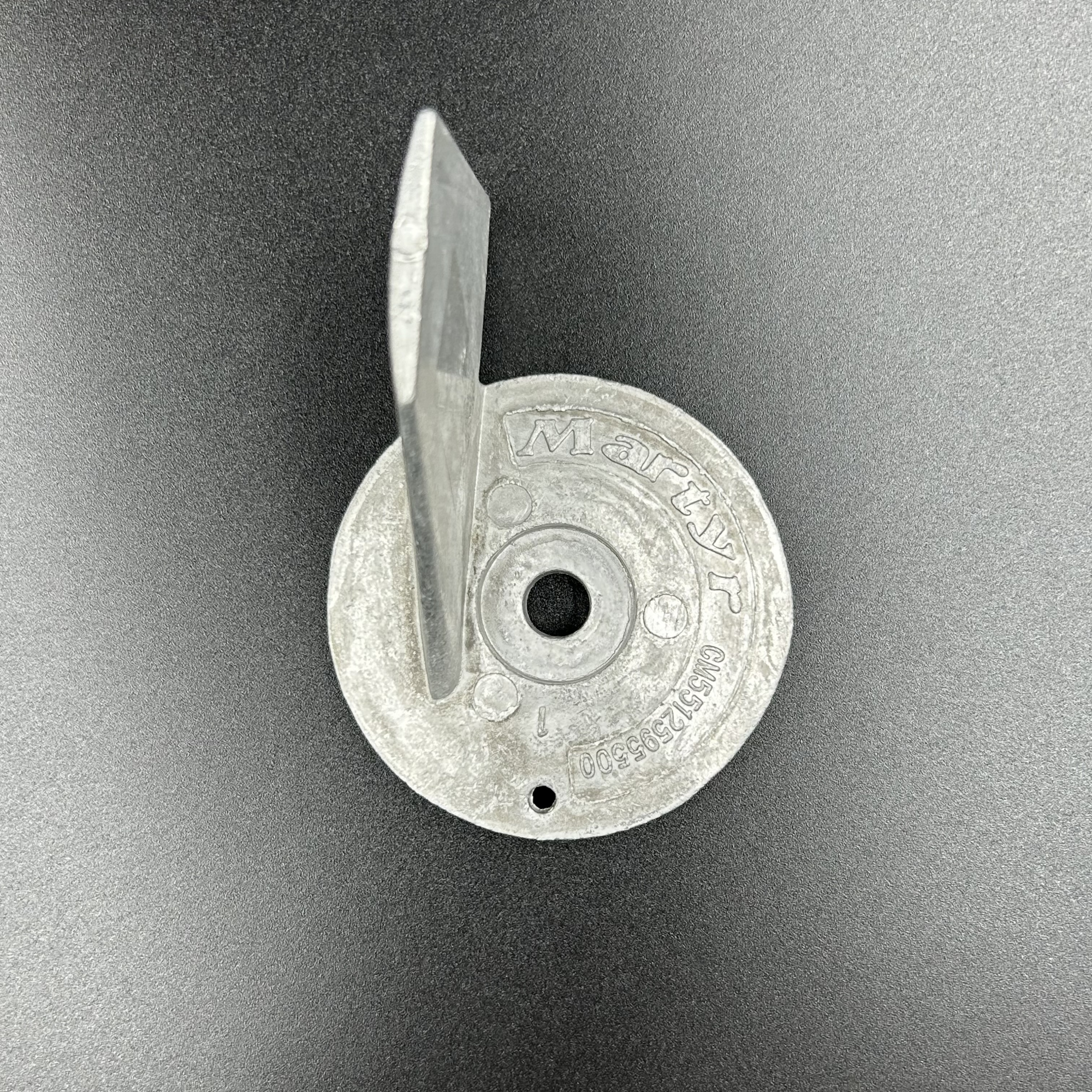 картинка Киль-протектор (Анод) Suzuki DF40-50 (Алюминиевый) (55125-95500) (Omax)