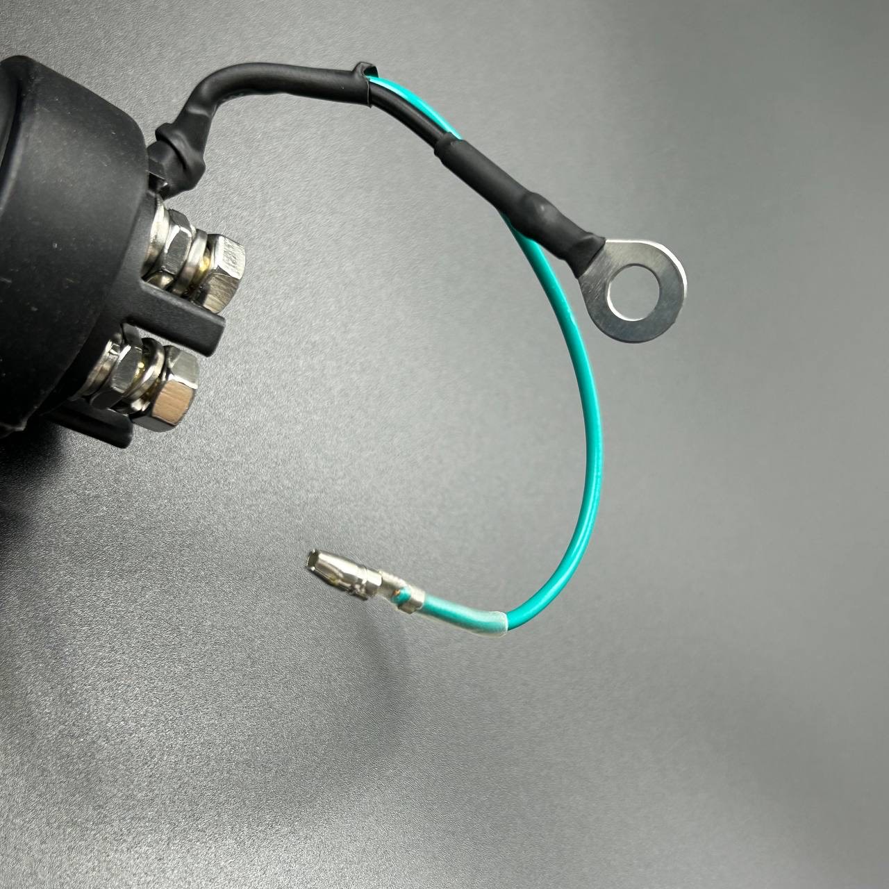 картинка Реле гидроподъемника Yamaha (3 контакта) (6E5-8195A-01; 3C8-72580) (WUHU)